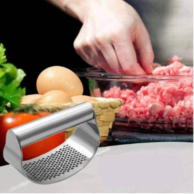 Hochwertige Knoblauchpresse aus Edelstahl für deine Küche - Kochschein