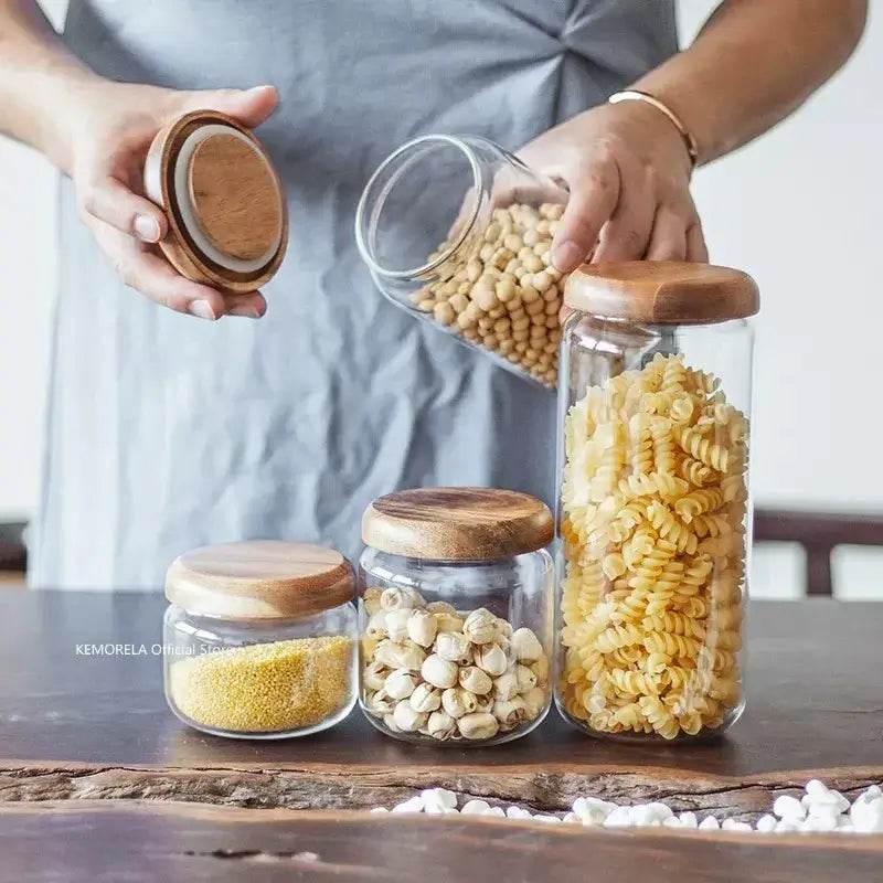 KEMORELA Transparenter Vorratsbehälter mit Holzdeckel (4 Größen) - Kochschein