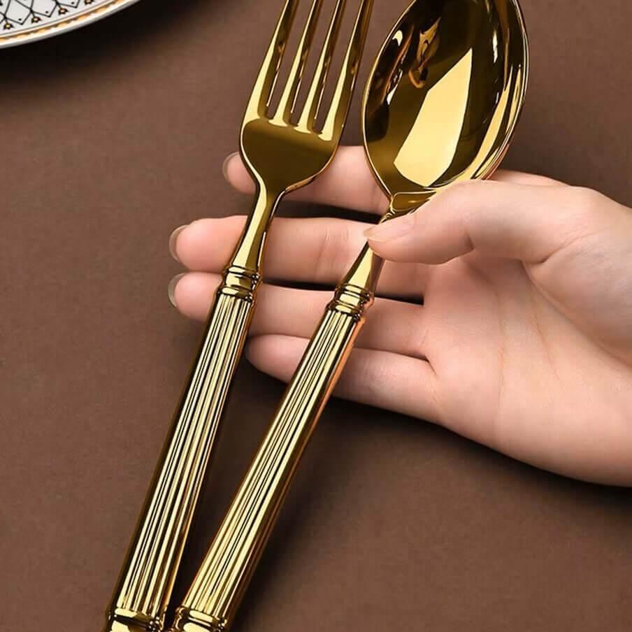 Luxuriöses Besteck Set mit Säulendesigngriff aus Edelstahl (Silber oder Gold) - Kochschein