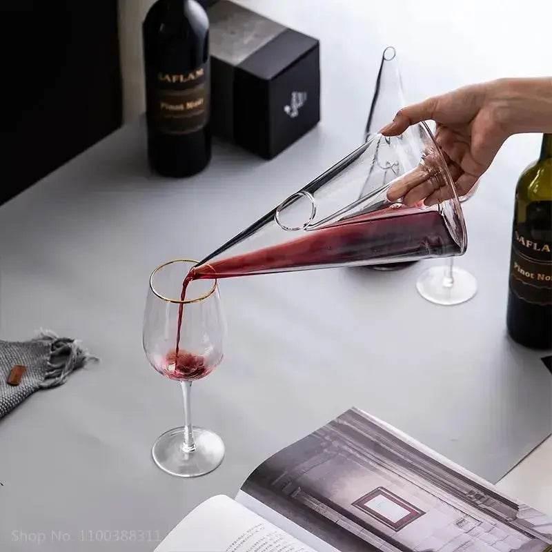 Handgefertigter Luxus Wein Dekanter PYRAMIDE (3 Größen) - Kochschein