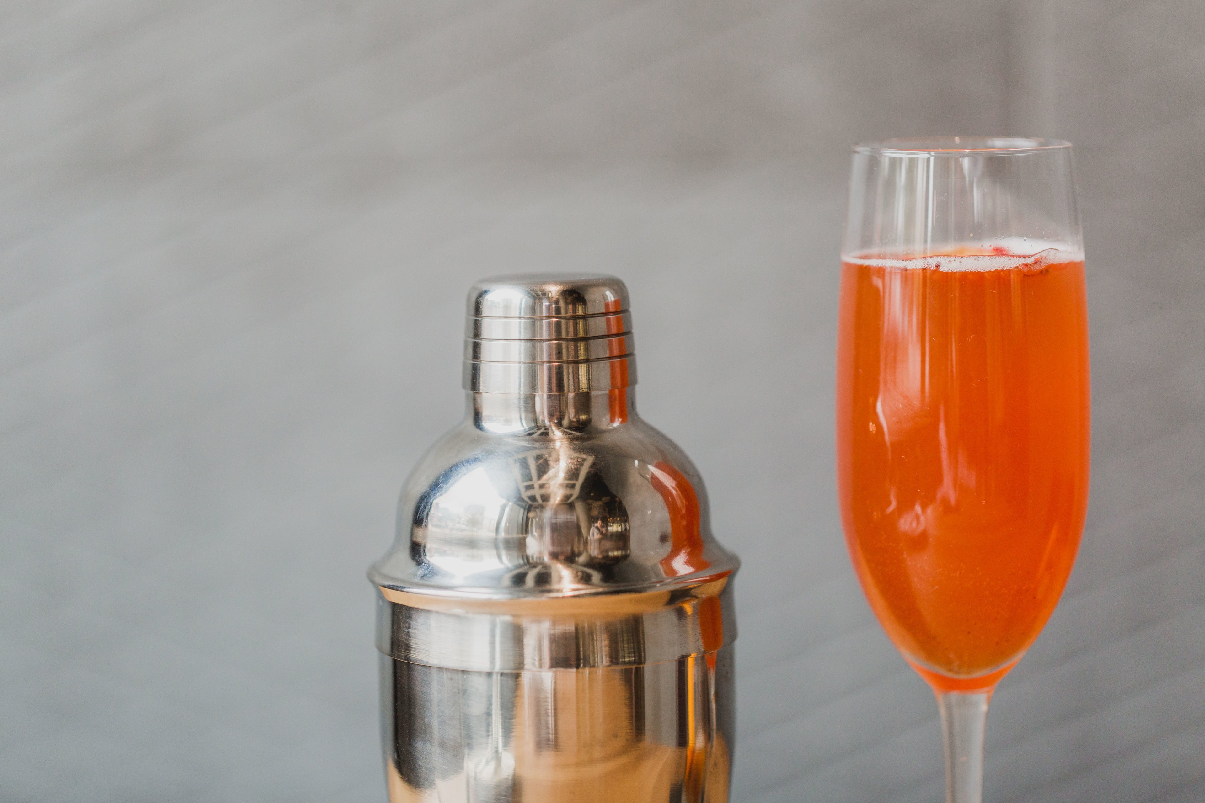 Cocktailshaker mit Aperitif - Kochschein