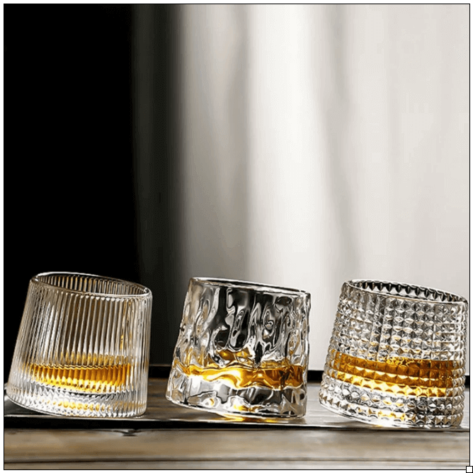 Rotierendes Whisky Glas aus Bleifreiem Kristallglas ab €28.95