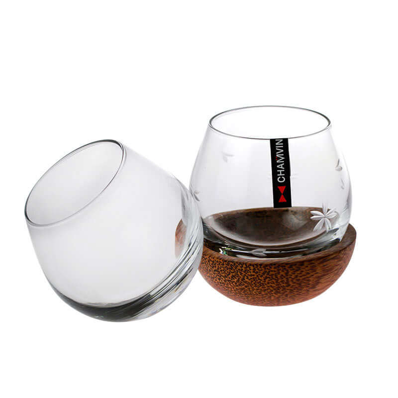 Whisky Glas SHAKER - mit Holzuntersetzer nur €29.90