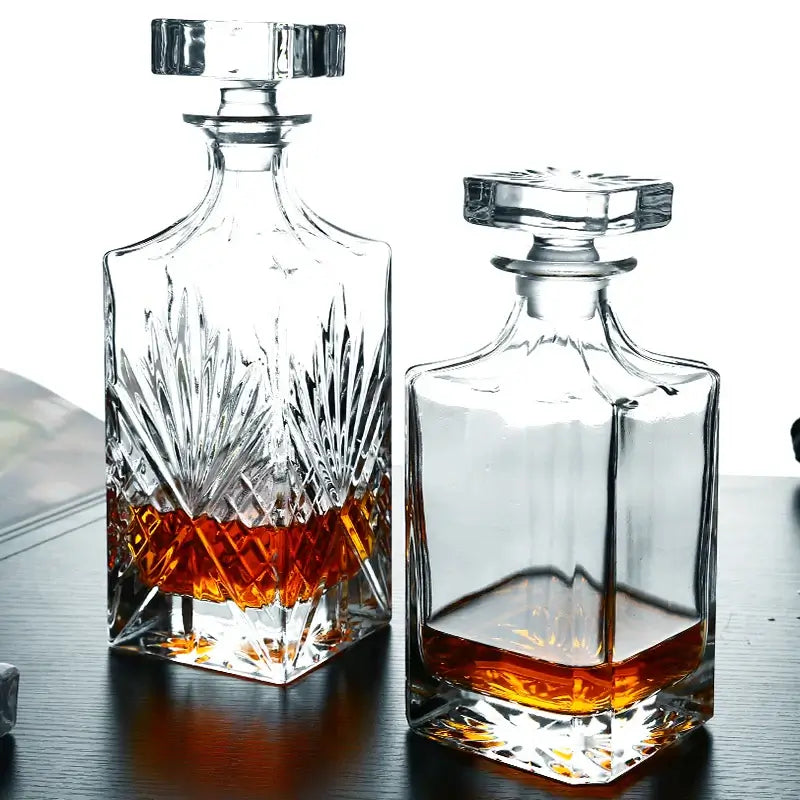 Edle Kristall Whiskey Dekanter (6 Varianten) nur €85.90 - Weihnachtsgeschenk