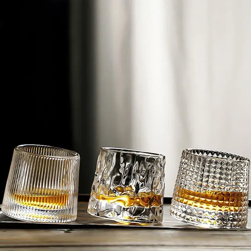 Rotierendes Whisky Glas aus Bleifreiem Kristallglas nur €12.90