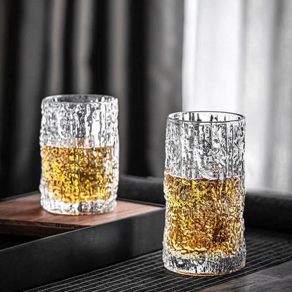 Außergewöhnliches Trinkglas mit Rindenprägung (2 Größen) - Kochschein